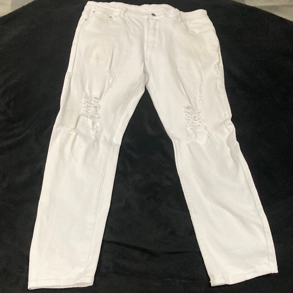 Stylish White Distressed Men's Jeans